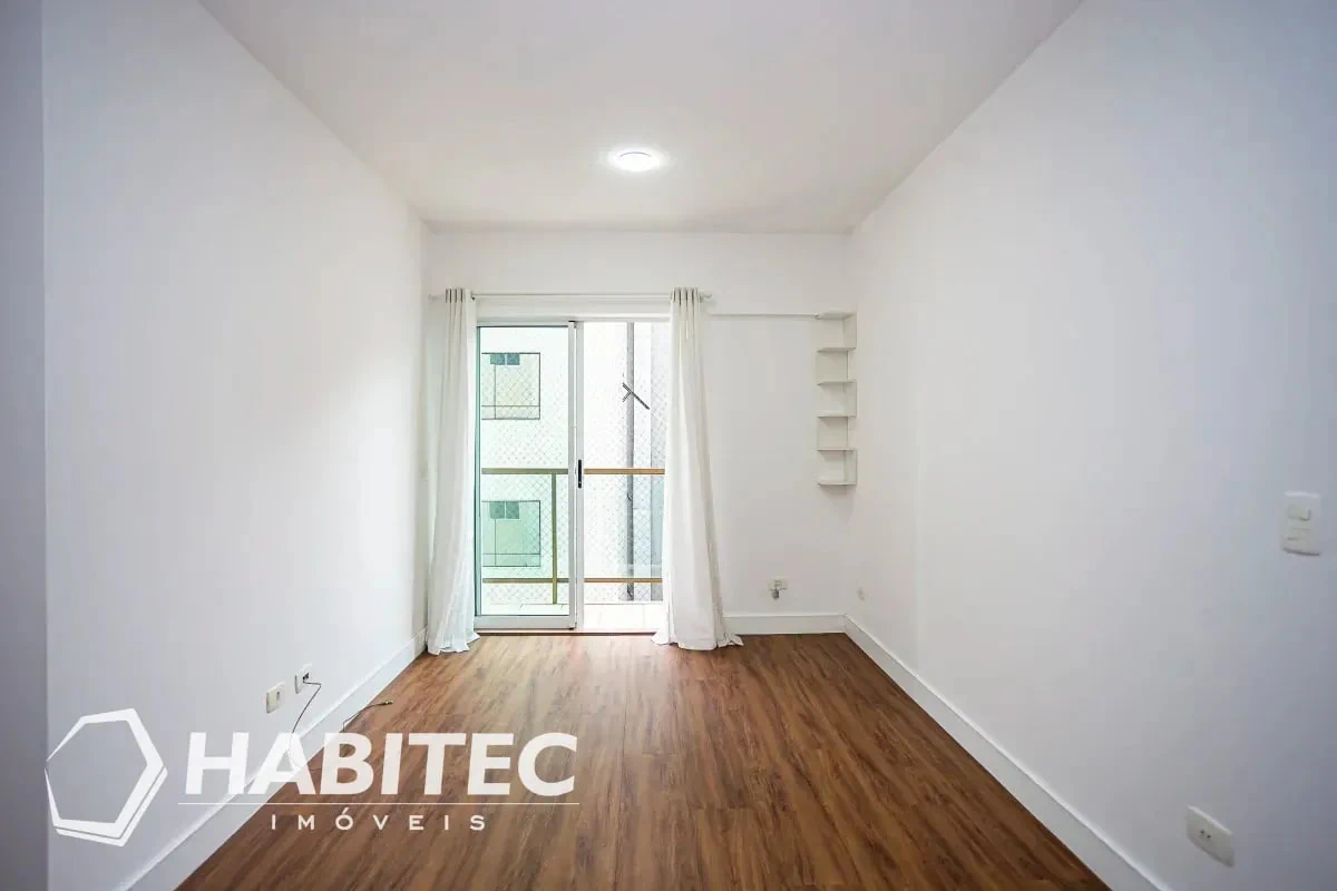 Washing machine in a one-bedroom apartment, 45 m² — photo 13