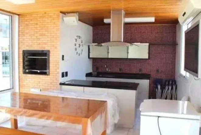 Furnished penthouse with 4 bedrooms and enclosed balcony — photo 2