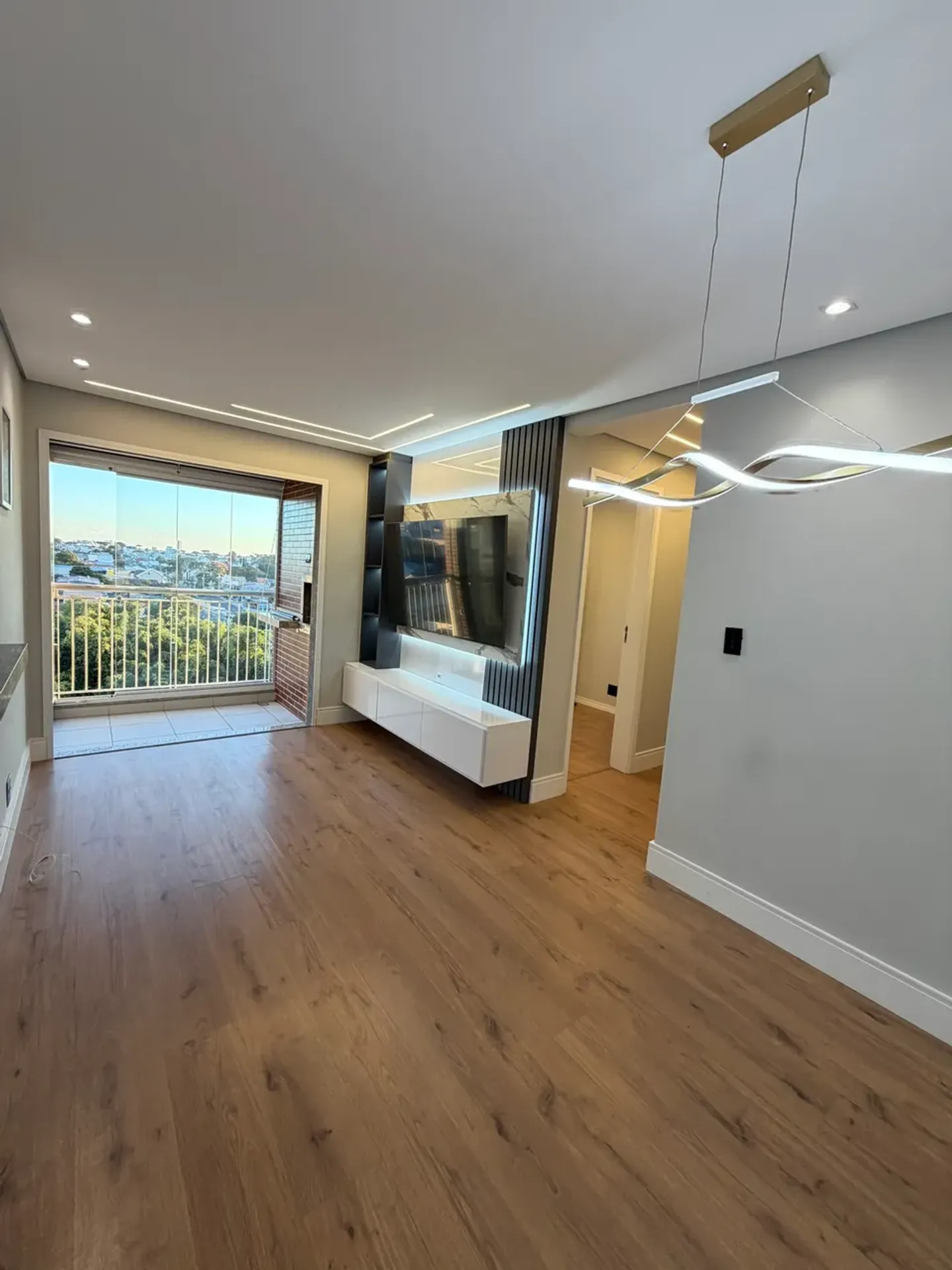 Apartamento mobiliado, 60 m², com varanda envidraçada — photo 3