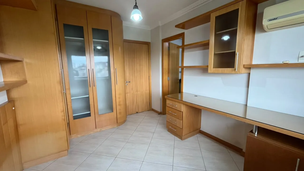 Water view in a 4-bedroom apartment, 138 m² — photo 46
