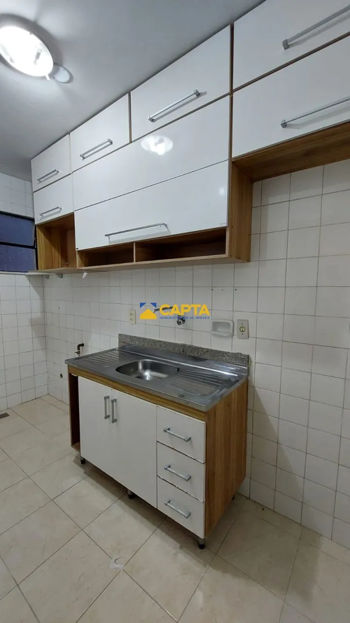 2-bedroom 2-bath apartment with 1 parking space — photo 2