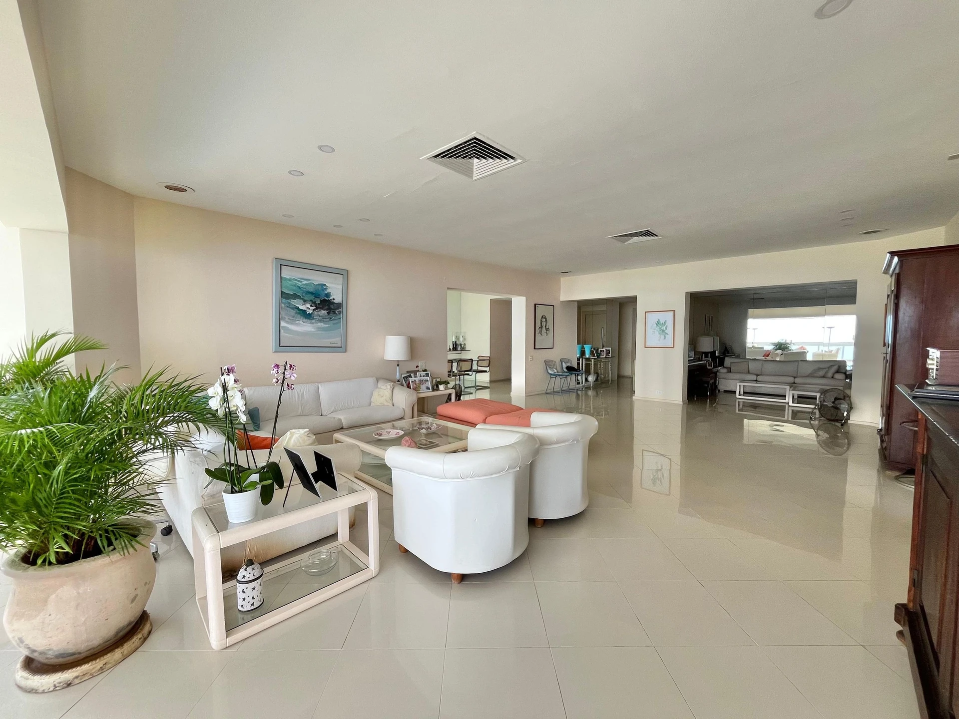 Furnished apartment, 450 m², with a water view — photo 22