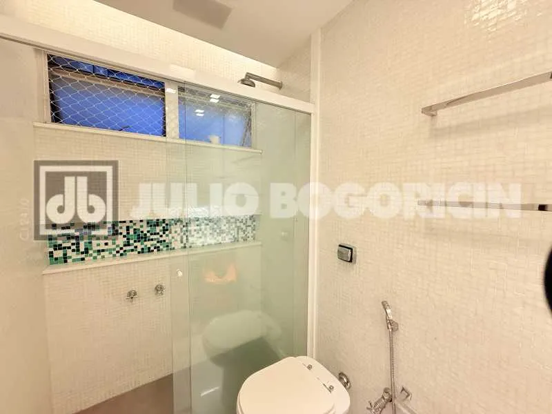Apartamento de 4 quartos com 195 m² e cozinha americana — photo 31