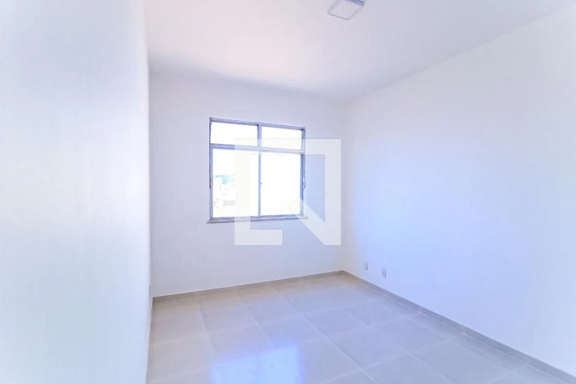 65 m² apartment with 2 bedrooms and 1 parking spot — photo 3