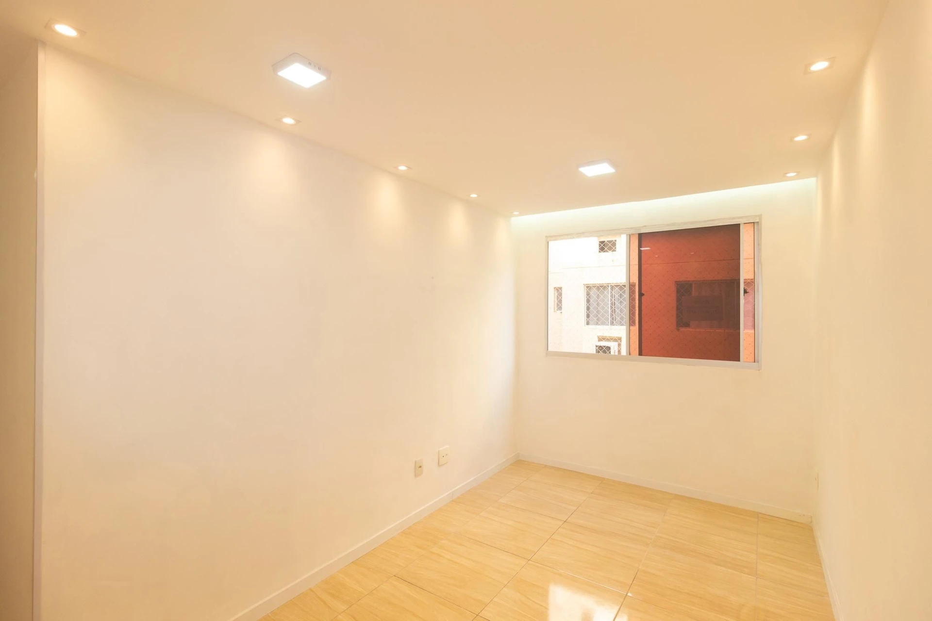 Unfurnished 2-bedroom apartment with 1 parking space — photo 14