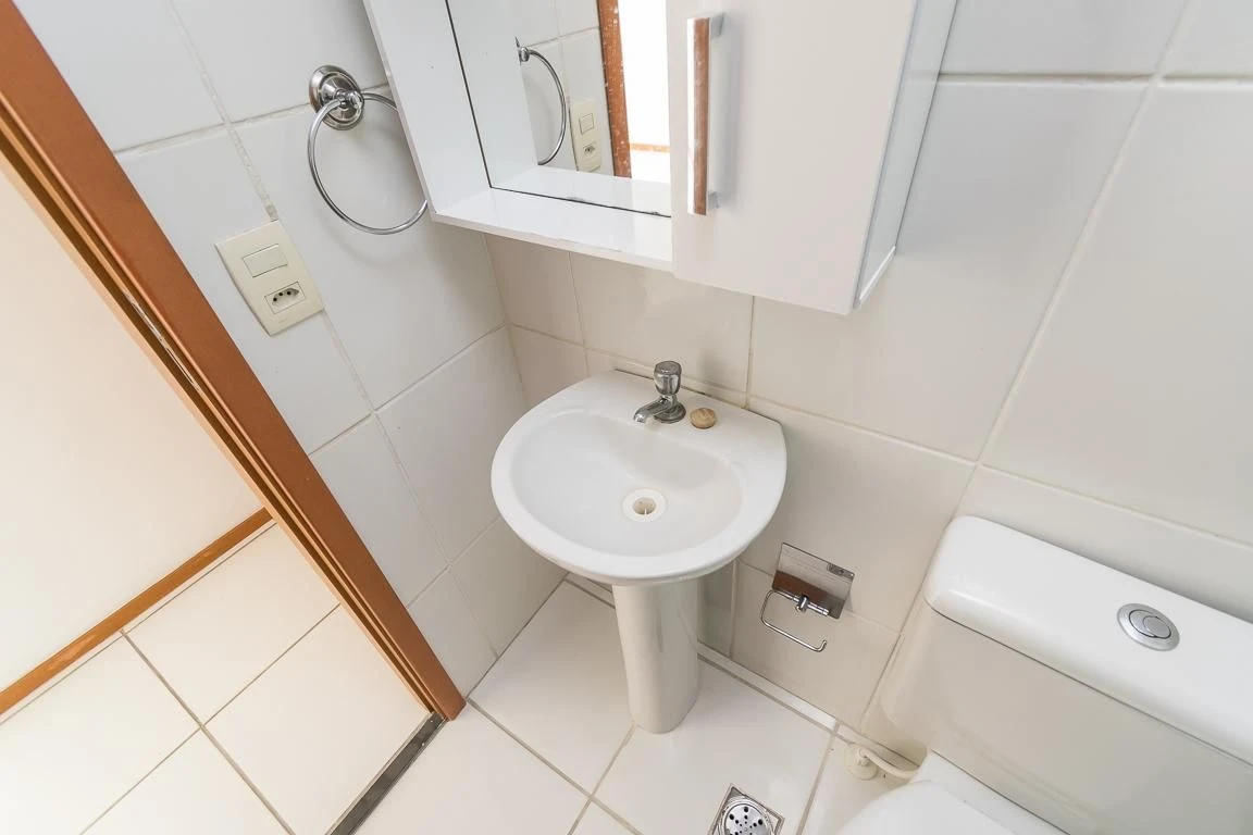 2-bedroom apartment in a building with a sauna — photo 39