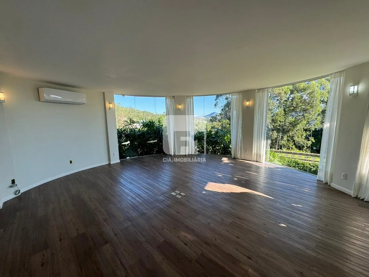 Furnished house with 7 bedrooms and a real desk — photo 84