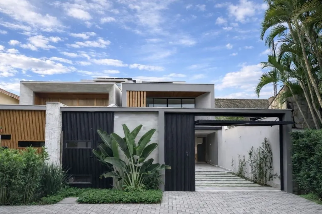 Unfurnished house with 4 en-suite bedrooms and 6 baths — photo 19