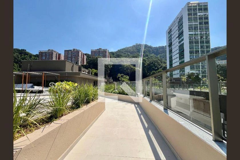 1-bedroom unfurnished apartment with enclosed balcony — photo 25