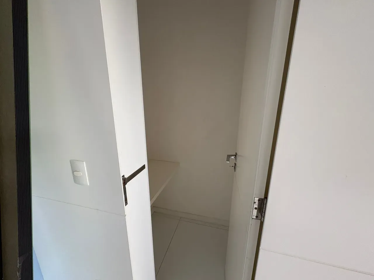 Furnished 6-suite house with 640 m² and 4 parking — photo 39