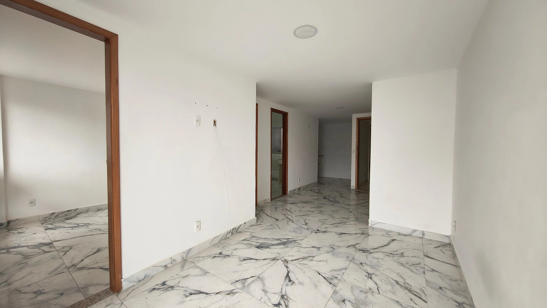 2-bedroom apartment with a glass-enclosed balcony — photo 20