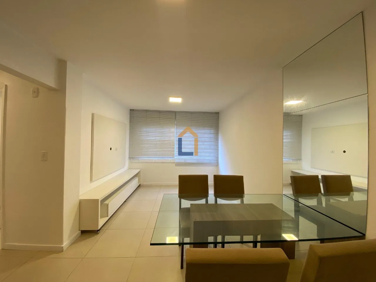 Ground-floor apartment with 2 bedrooms and integrated kitchen — photo 4