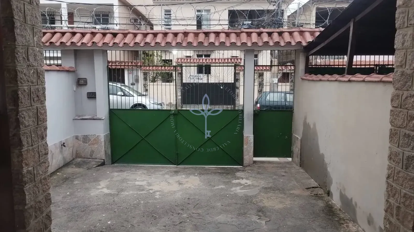 Casa com varanda e 1 vaga de estacionamento para alugar — photo 35