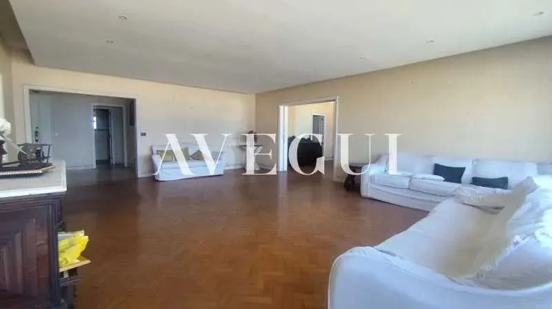 Apartamento mobiliado com 4 quartos e 5 banheiros — photo 11