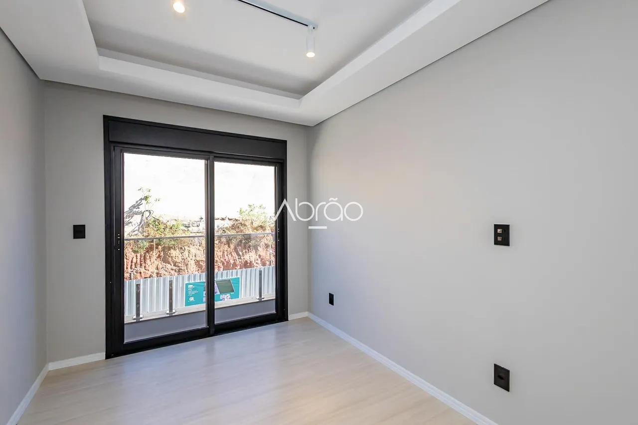 Townhouse in a gated community with 3 bedrooms and open kitchen — photo 15