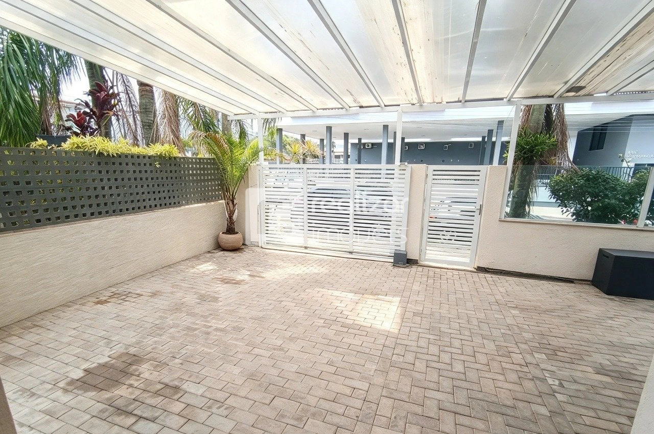3-bedroom house with a private BBQ in Florianópolis — photo 16