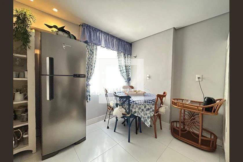 Apartamento de 2 dormitorios con balcón y 3 baños — photo 26