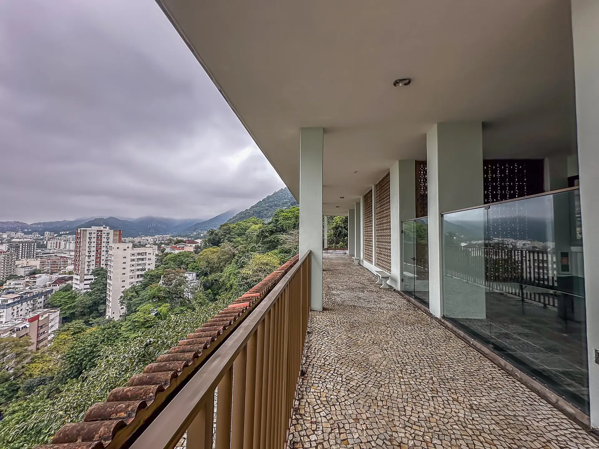 Apartamento amueblado con 2 habitaciones y 2 baños — photo 18