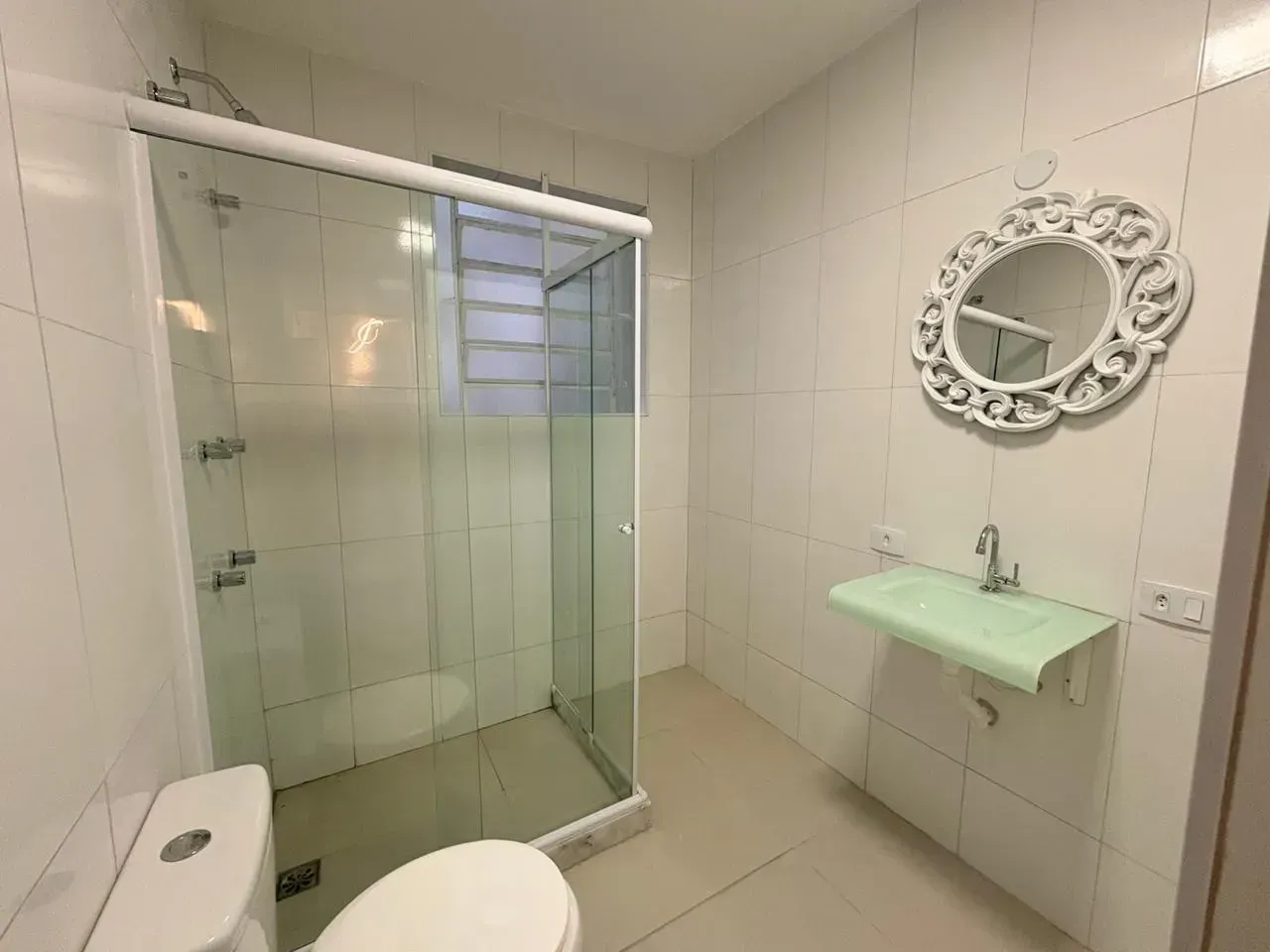 Casa para locação com 4 quartos e 5 banheiros — photo 16