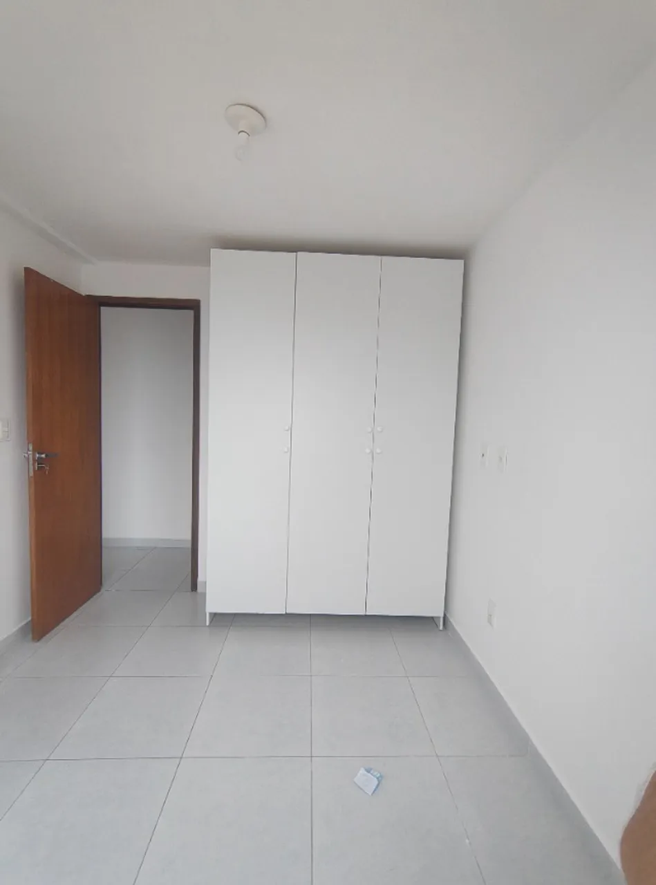 3-bedroom apartment in a building with a gym — photo 14