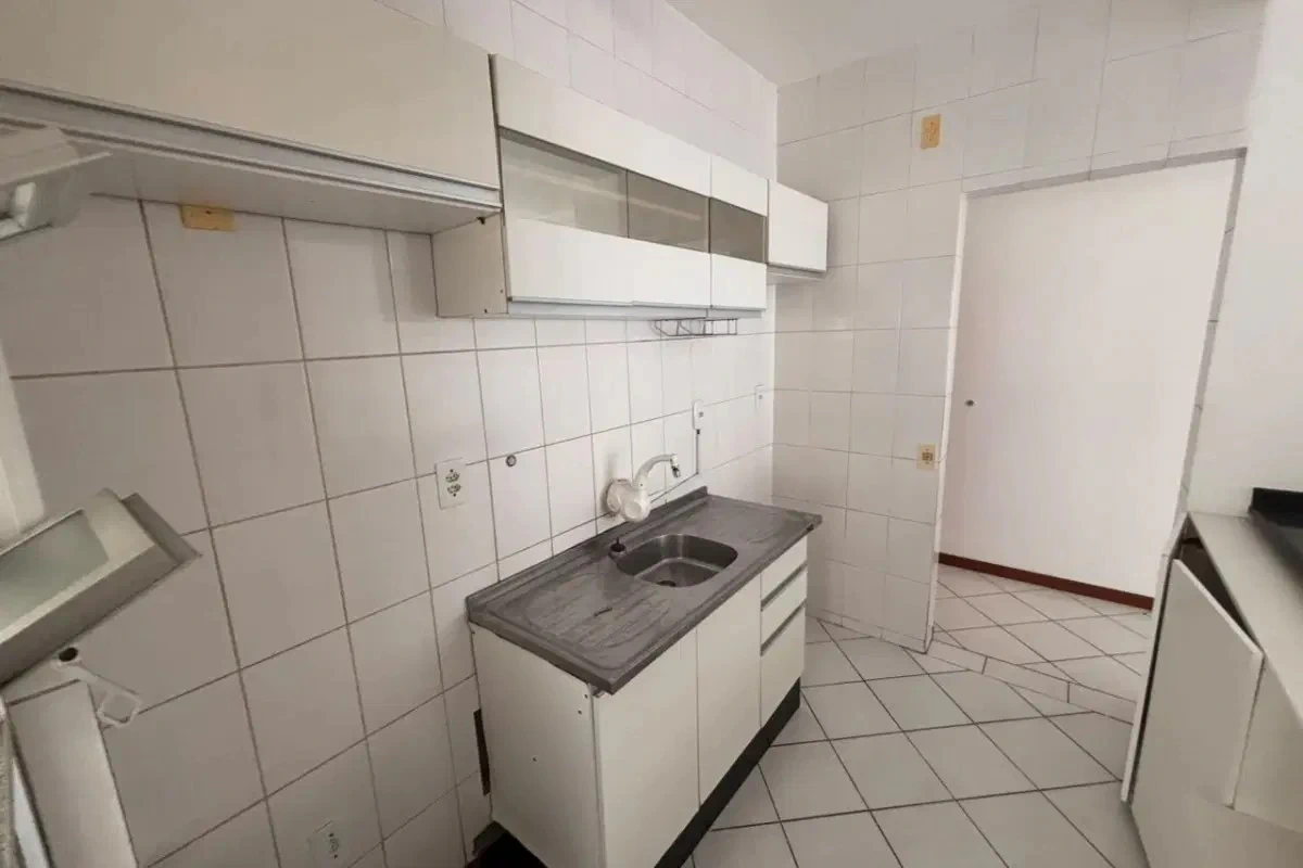 3-bedroom apartment, 1 with its own bathroom, 85 m² — photo 25