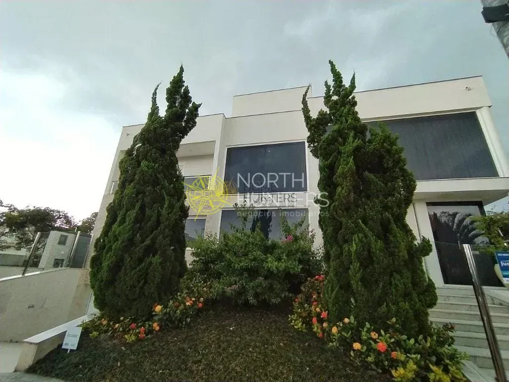 Casa com 6 suítes e 800 m² com 4 vagas — photo 30