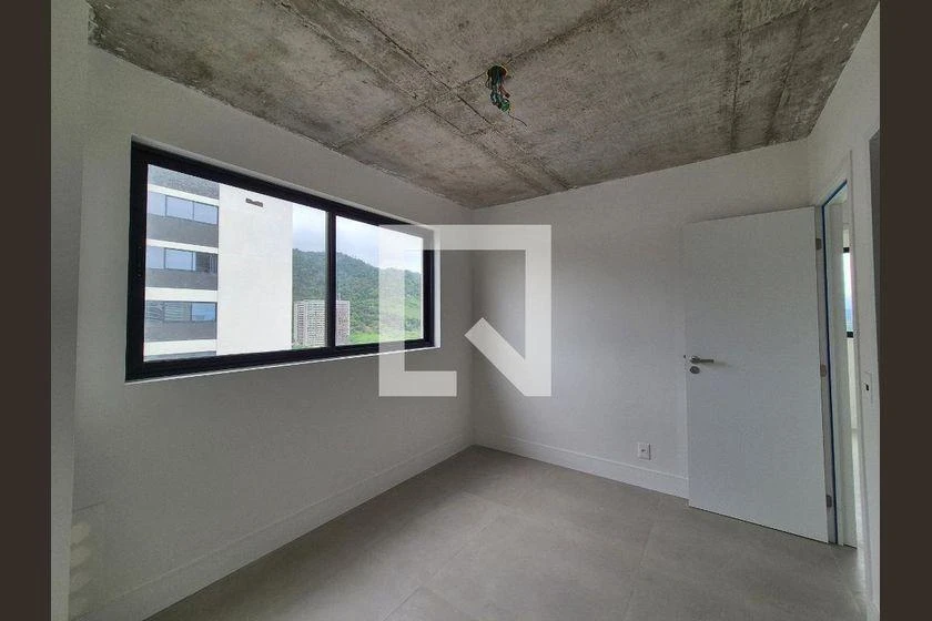3-bedroom apartment with a mountain view in Rio de Janeiro — photo 34
