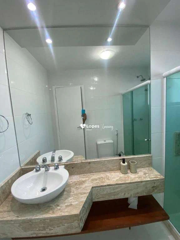 Furnished house with 6 bedrooms and separate kitchen — photo 24