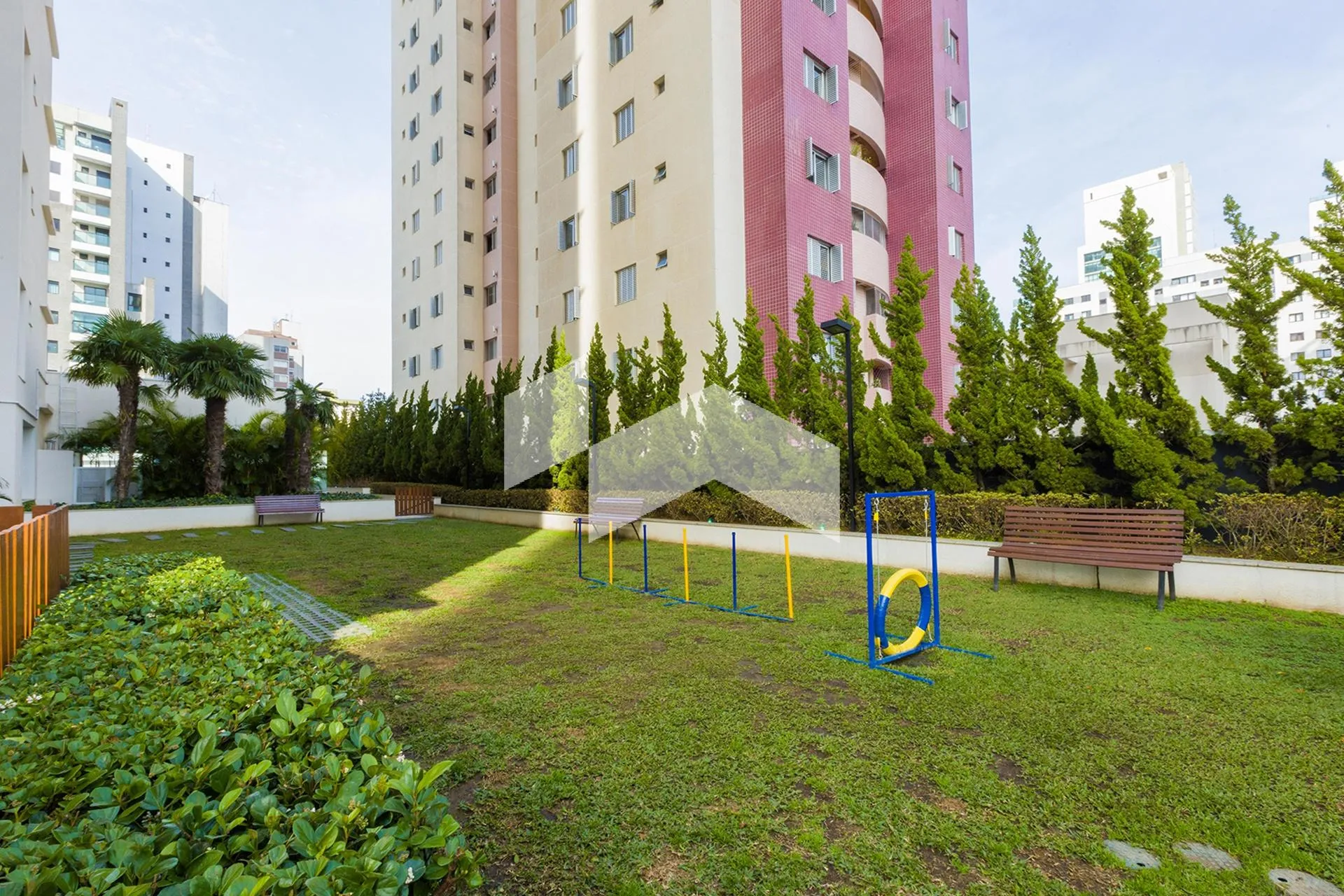 Furnished 71 m² apartment with 2 bedrooms and 2 bathrooms — photo 27