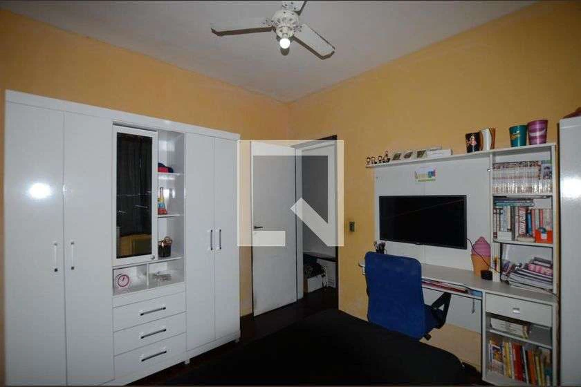 Меблированная квартира с 3 спальнями и отдельной кухней — photo 5