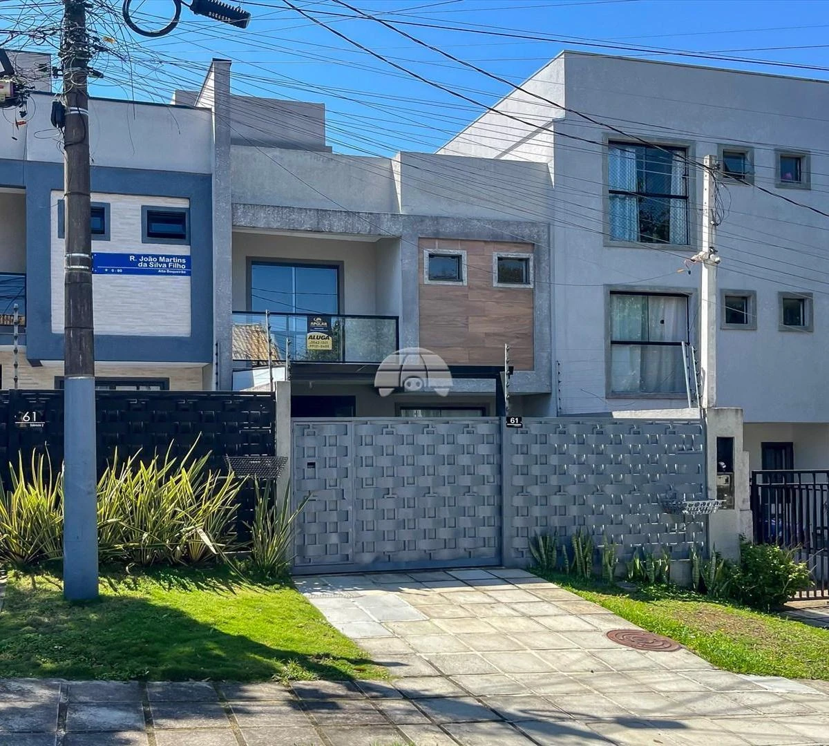 3-bedroom house with a grill on the balcony in Curitiba — photo 17