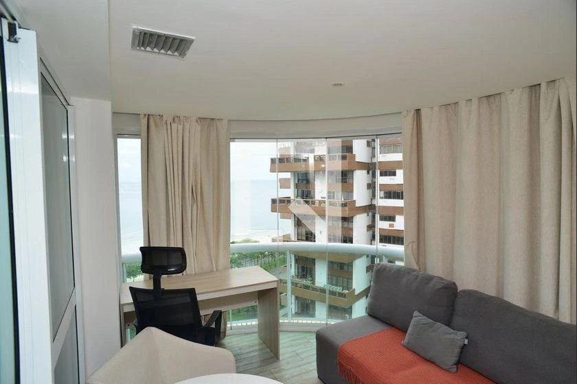 Rental apartment with 1 bedroom and 52 m² — photo 7