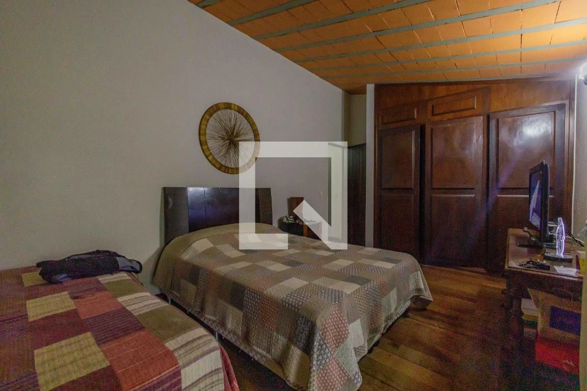 4-bedroom house with a walk-in closet in Rio de Janeiro — photo 29
