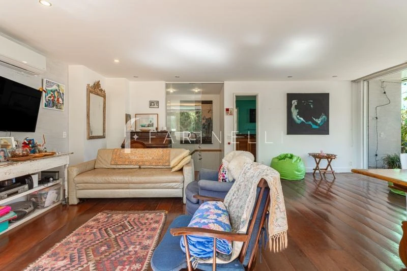 Apartamento mobiliado com 3 quartos e 5 banheiros — photo 24