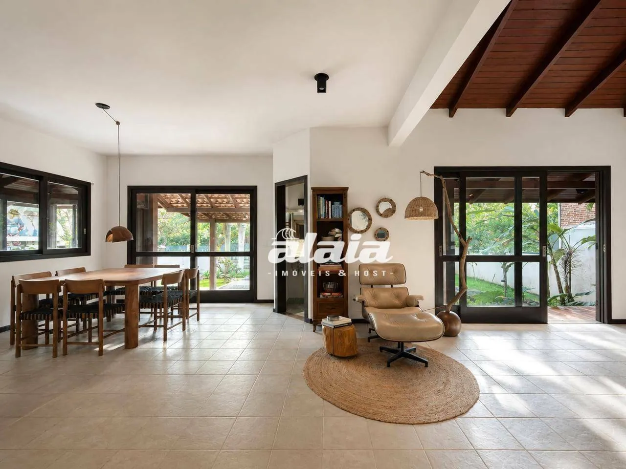 Casa em condomínio com 3 dormitórios e 680 m² — photo 5