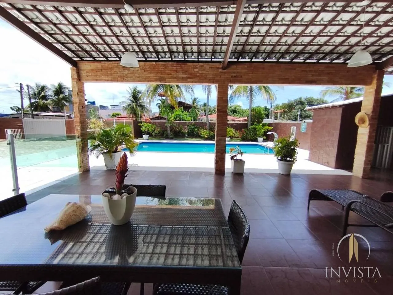 5-bedroom house with a grill on the balcony — photo 13