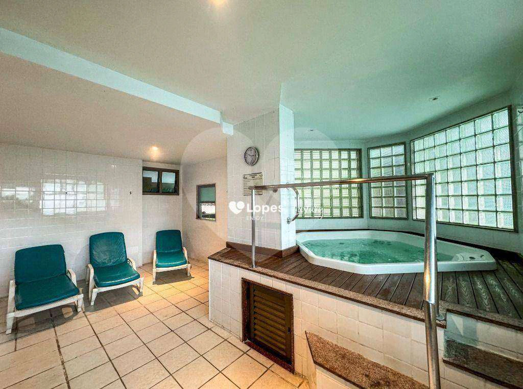 158 m² duplex penthouse with 3 bedrooms and 4 bathrooms — photo 28