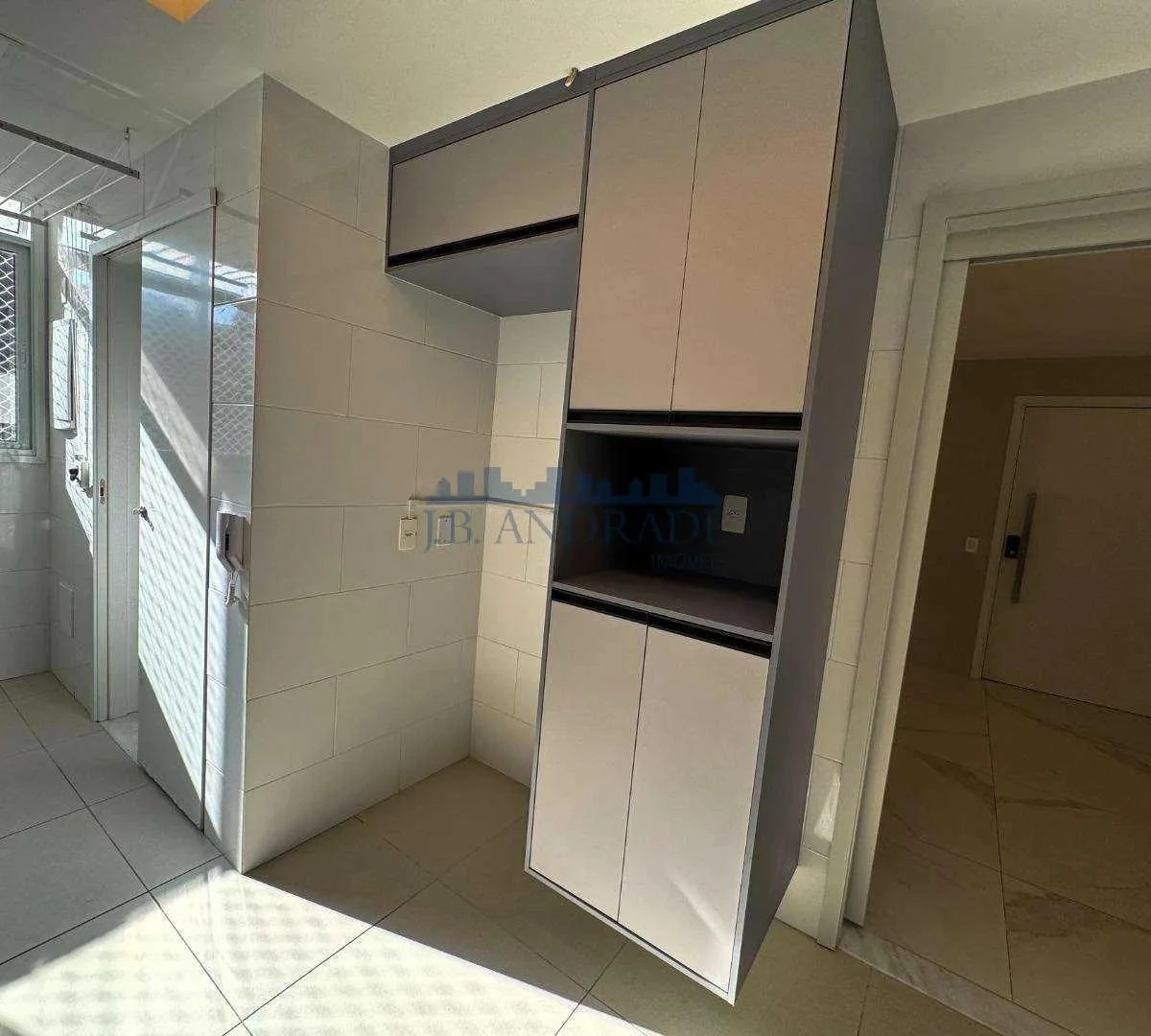 Apartment with 3 bedrooms and 2 suites, 4 bathrooms — photo 25