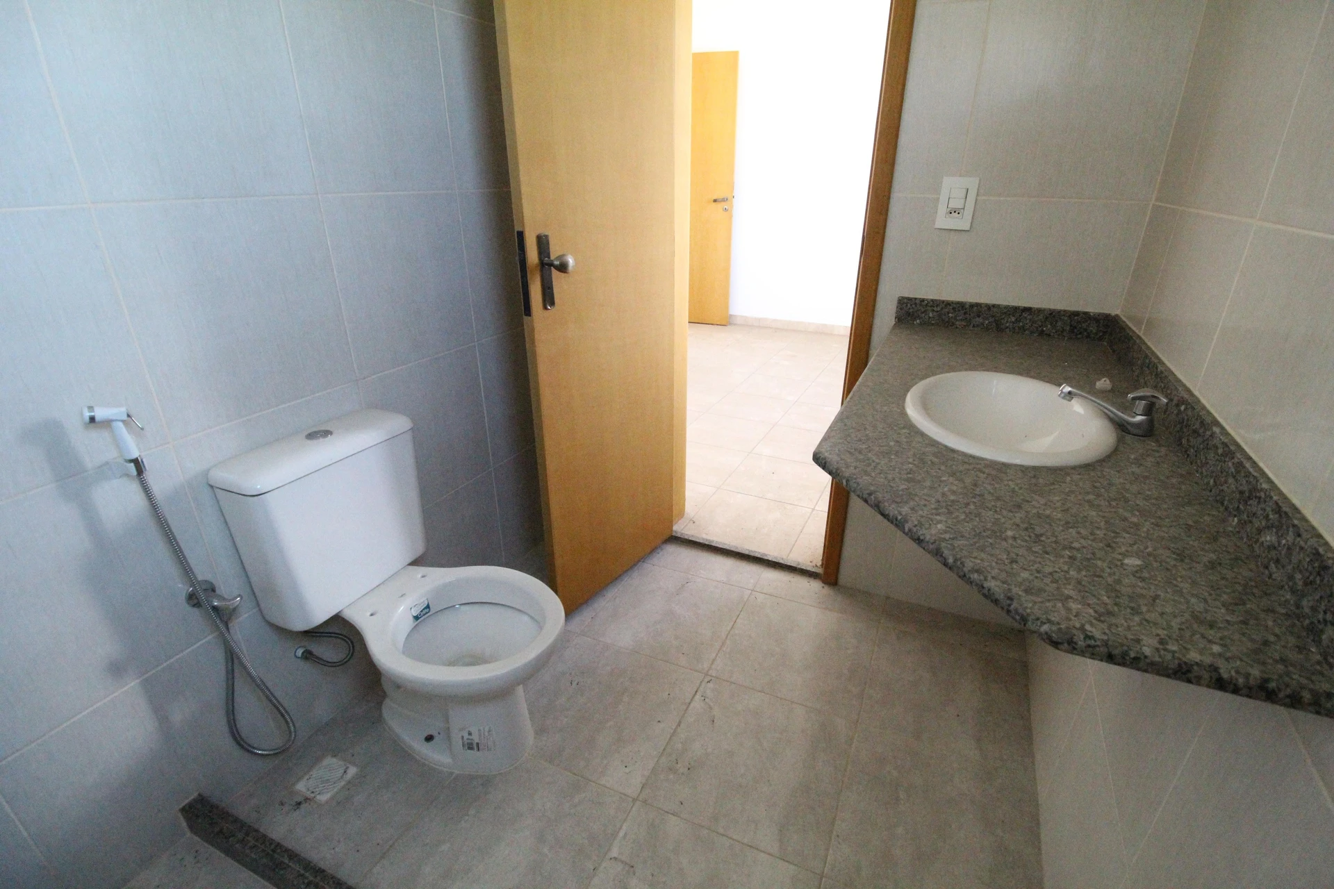 Сдаётся без мебели: 2 спальни и 2 санузла — photo 20