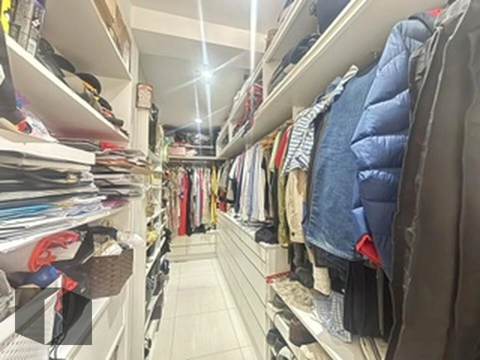 Furnished apartment, 120 m², with a walk-in closet — photo 11