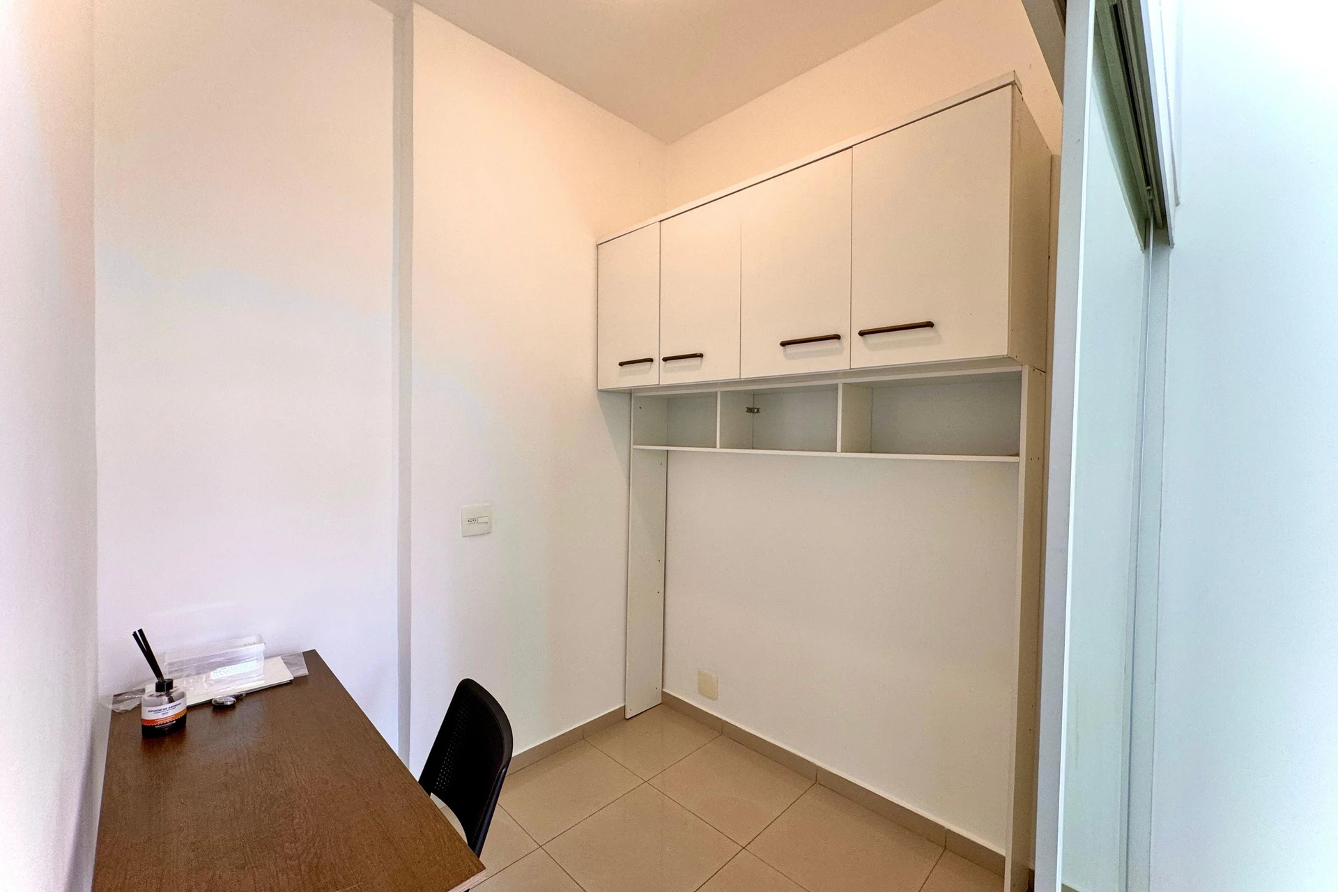 Apartamento mobiliado de 2 quartos com máquina de lavar — photo 7