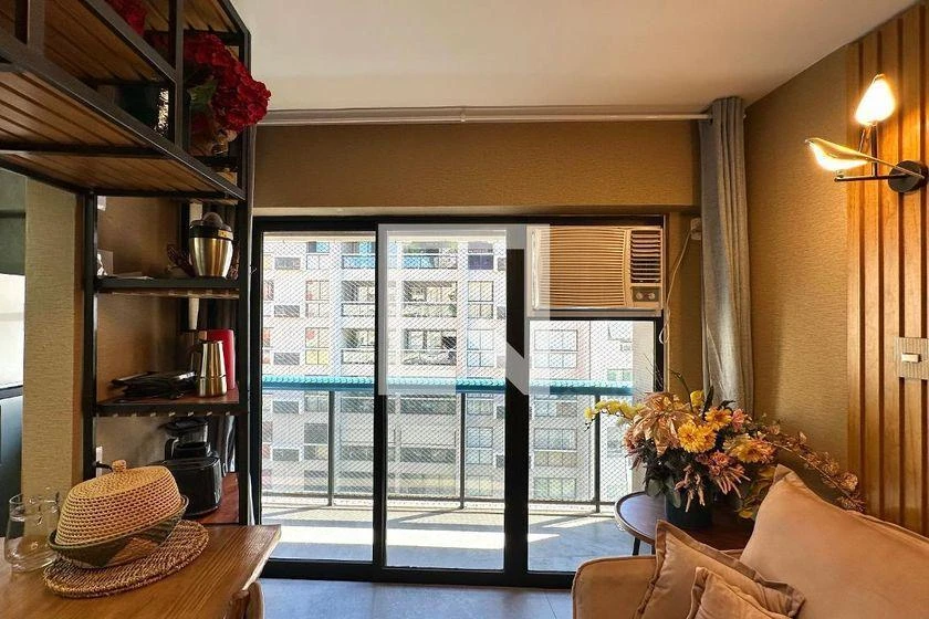 Furnished 90 m² apartment with 2 bedrooms and a pool — photo 40