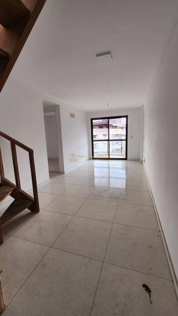 Unfurnished apartment with 3 bedrooms and 2 bathrooms — photo 10