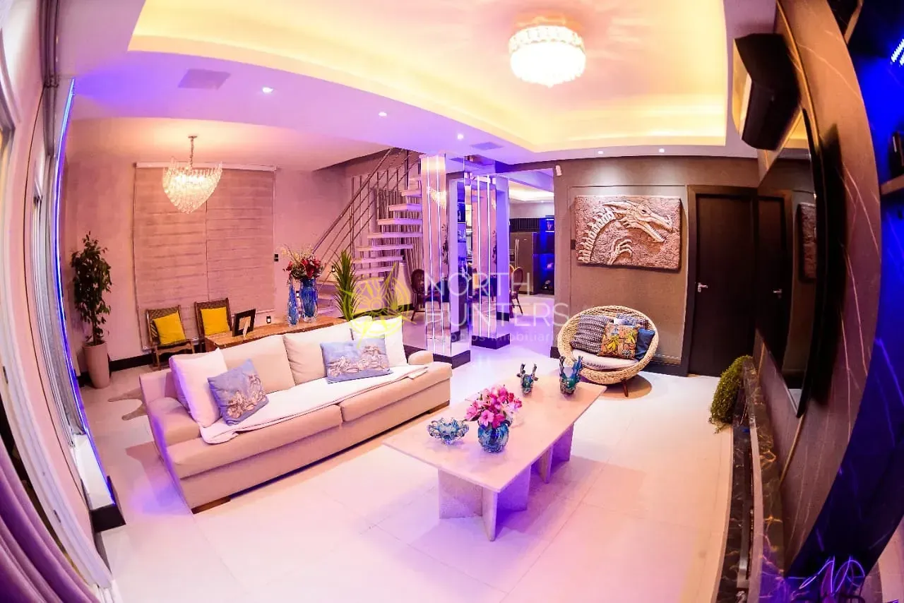 Casa con 5 dormitorios y cocina de concepto abierto — photo 8