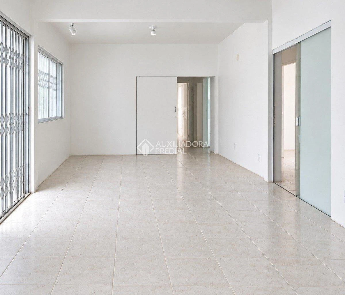 One-bedroom house, 400 m² — photo 12
