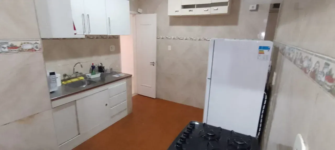 Furnished apartment with 3 bedrooms and 2 bathrooms — photo 20