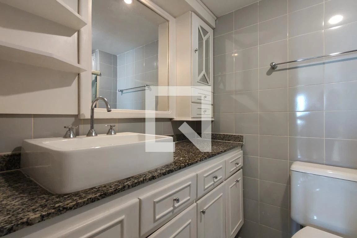 Панорамні вікна та 2 спальні: квартира 73 м² — photo 13