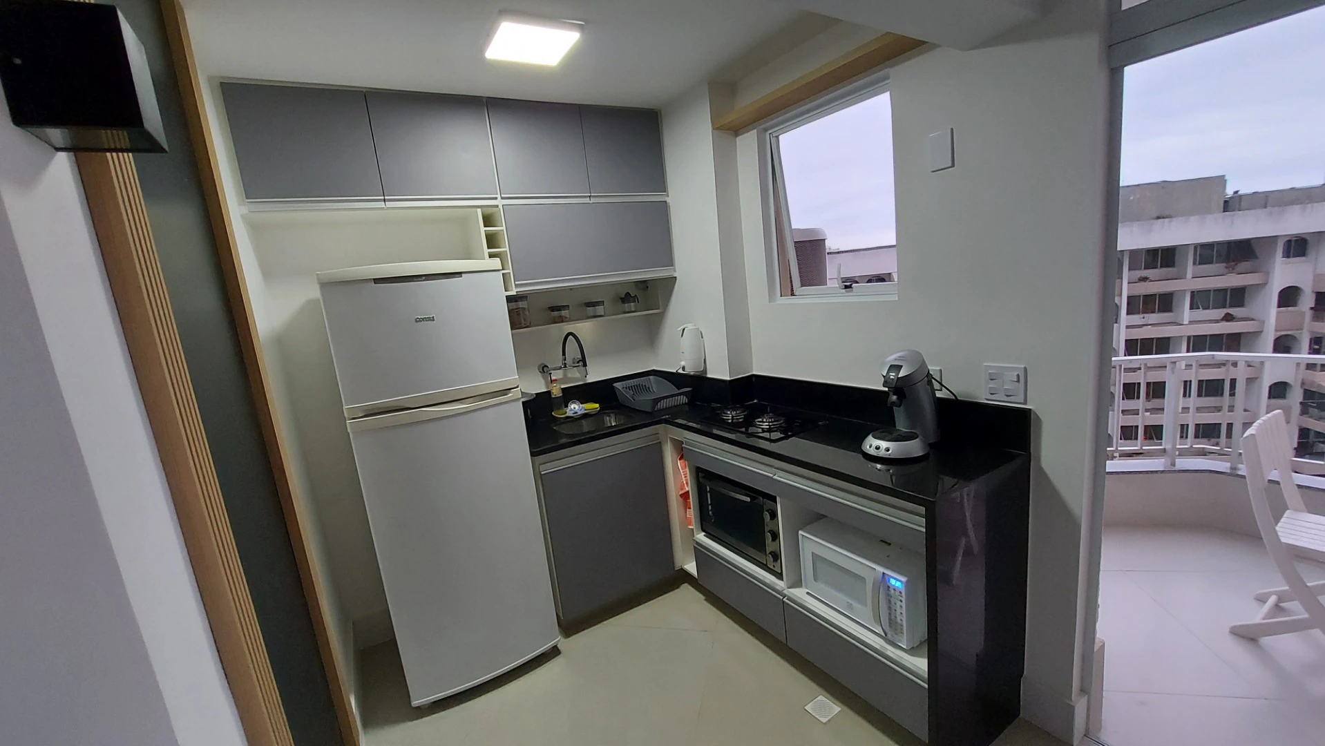 One-bedroom apartment with a home office in Rio de Janeiro — photo 20