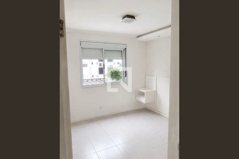 Apartment with 3 bedrooms, 2 bathrooms and closed kitchen — photo 13