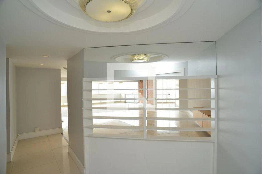 Вид на воду та 4 спальні: квартира 300 м² — photo 5